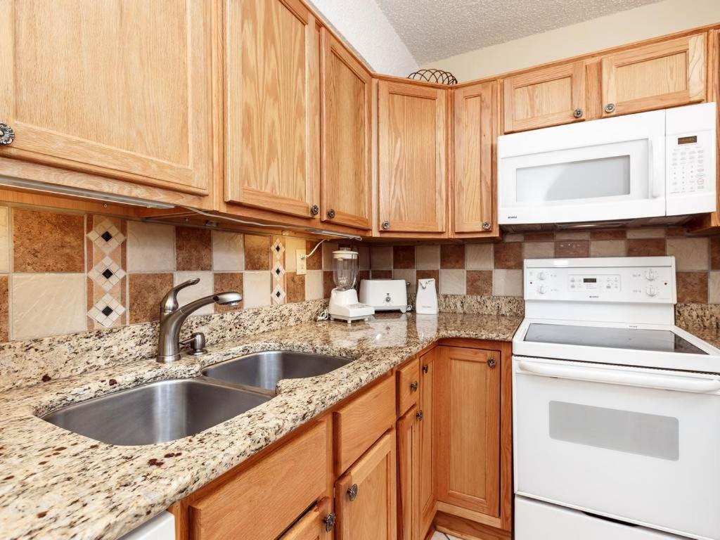 Islander Condominiums I Fort Walton Beach Room photo